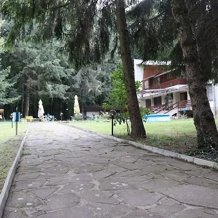 Къща За Гости И Бунгала Пазачница * Shumen