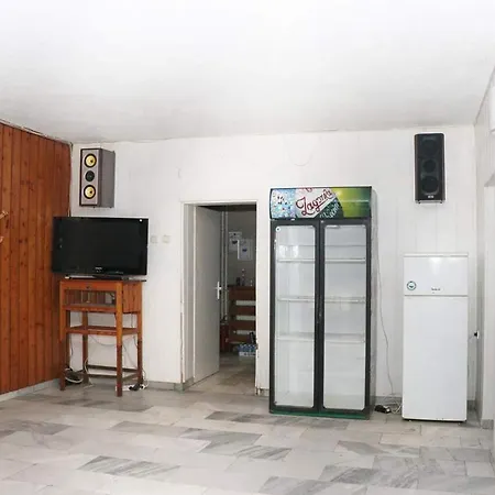 Къща За Гости И Бунгала Пазачница Guest house