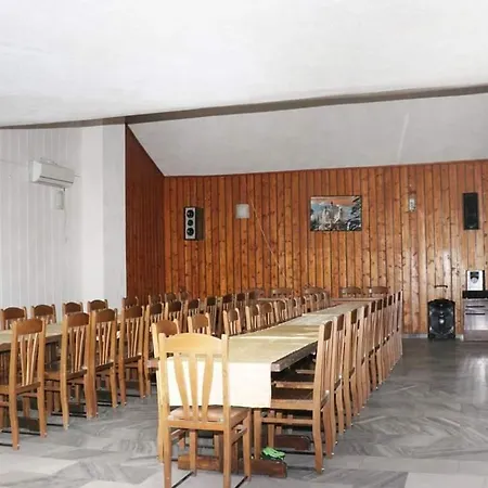 Guest house Къща За Гости И Бунгала Пазачница *